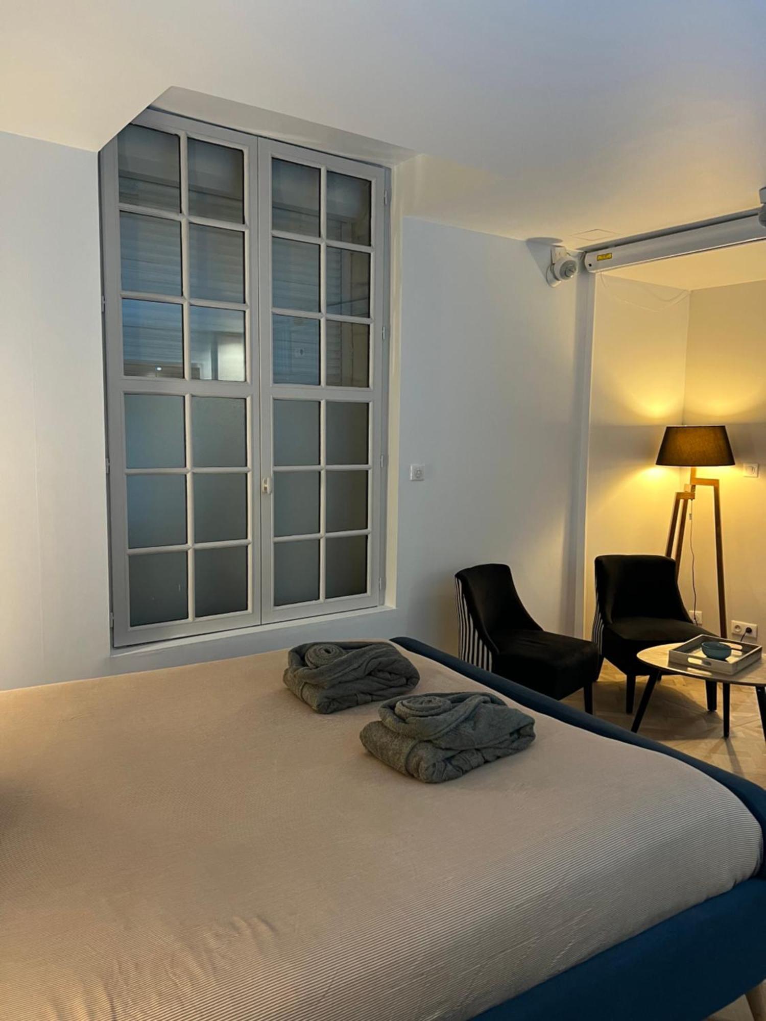 Appartement Avec Jacuzzi Sauna & Home Cinema - Nid D'Angers Exterior photo