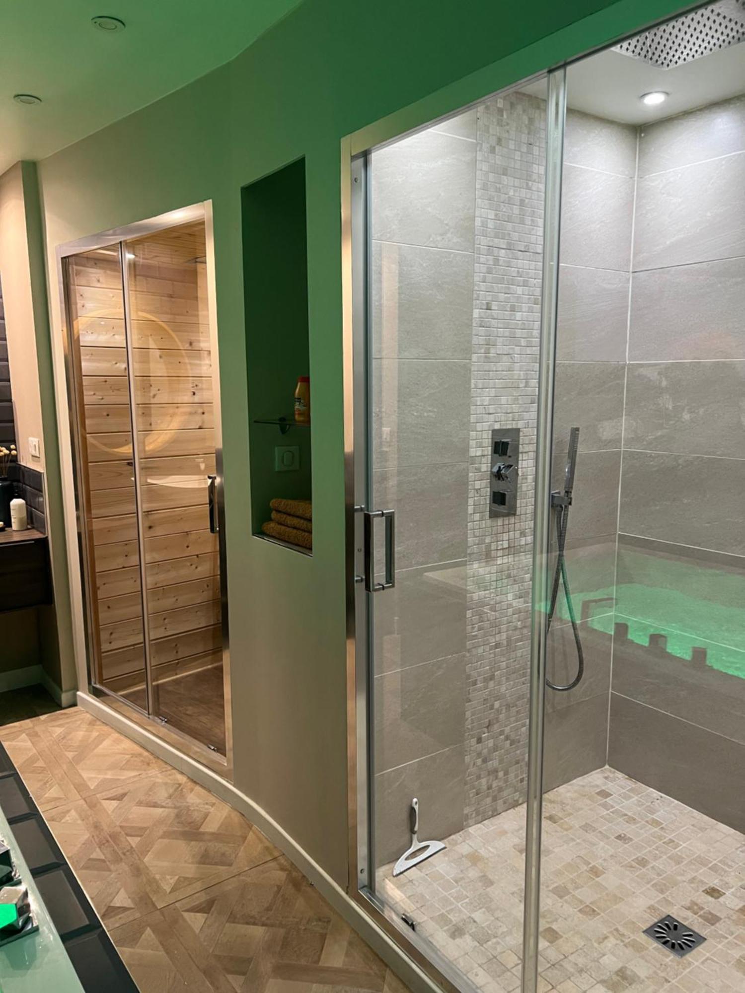 Appartement Avec Jacuzzi Sauna & Home Cinema - Nid D'Angers Exterior photo